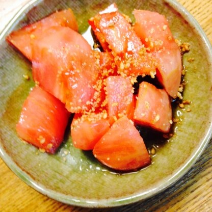 こんばんは(*^^*)
普通のトマトで作りました♩胡麻の風味がよく合い美味しかったです！